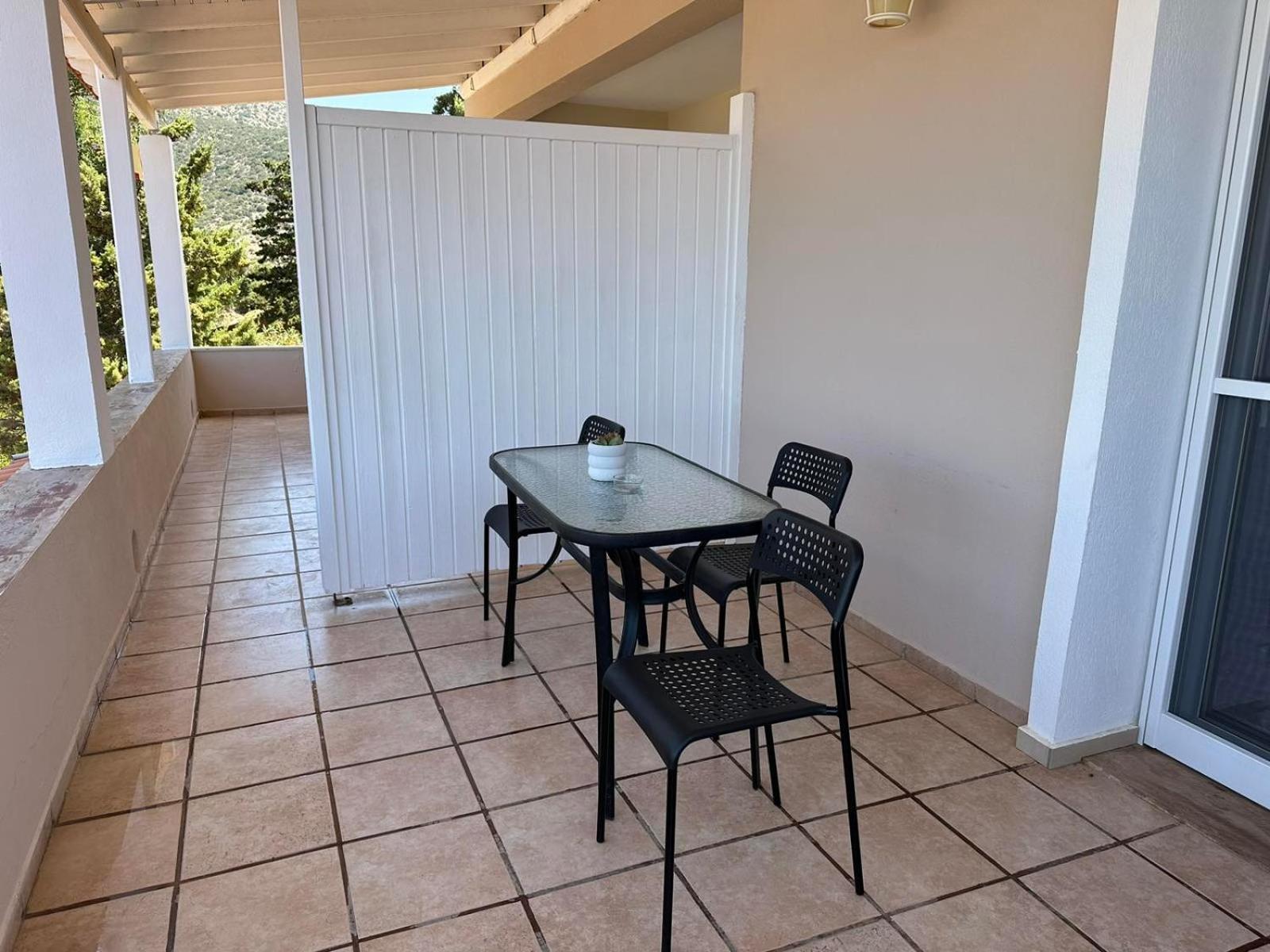 Louiza Apartment Pyrgi (Chios)